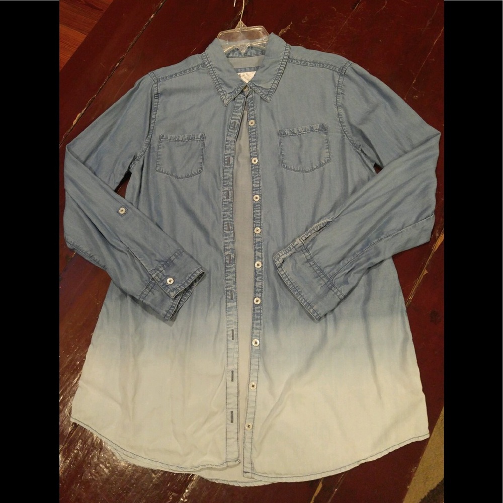 Cute Justice brand ombré denim shirt!!!!